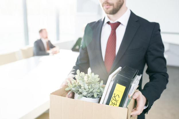 An Executive’s Guide: Financial Steps When Changing Jobs